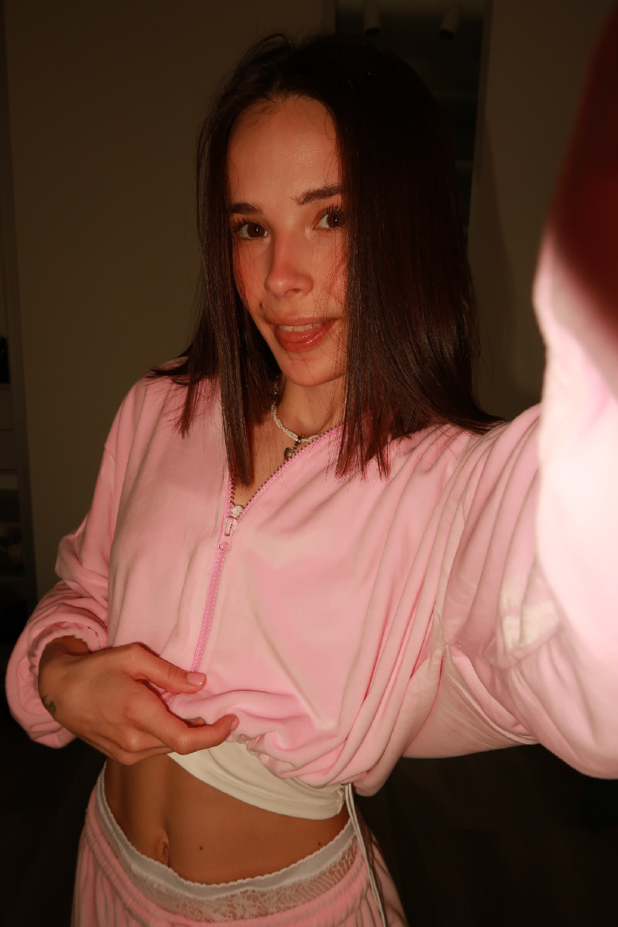 Tina brings the glow — live moments in Rio de Janeiro